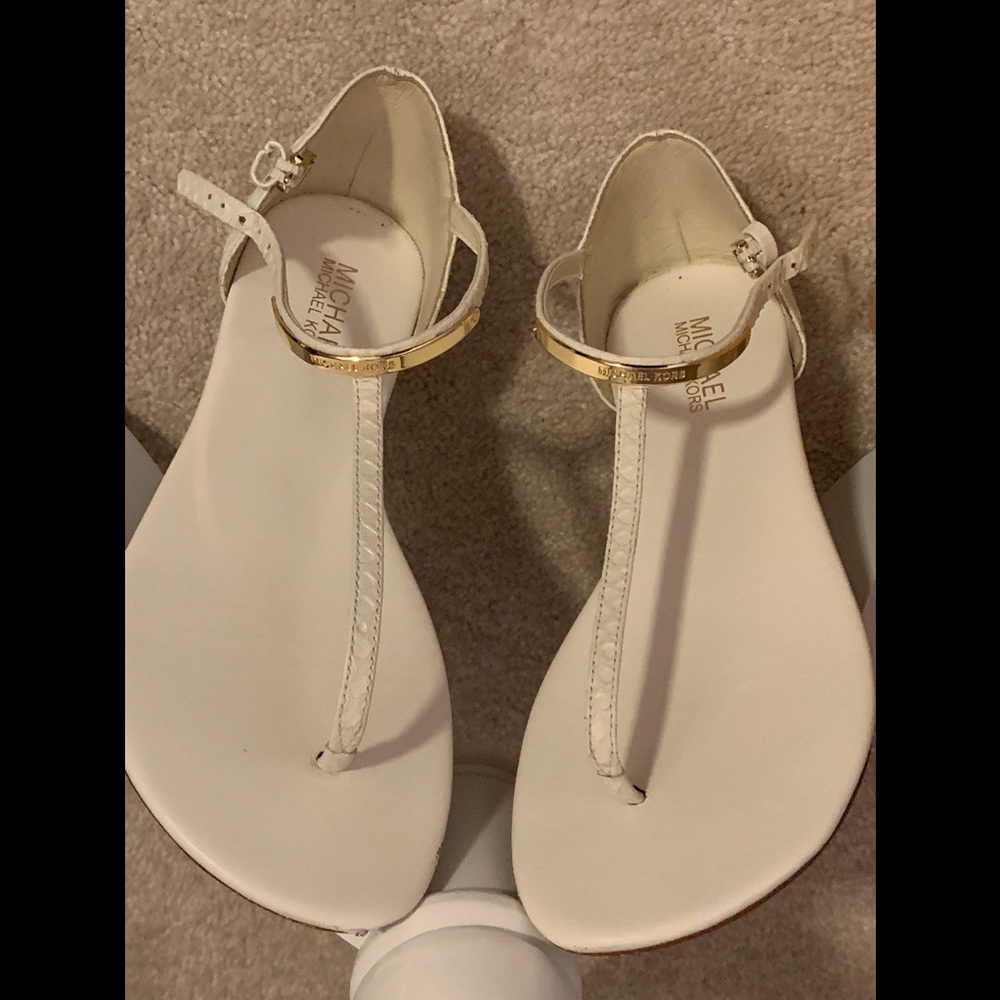 MK Kristen Leather Thong Sandals optic white